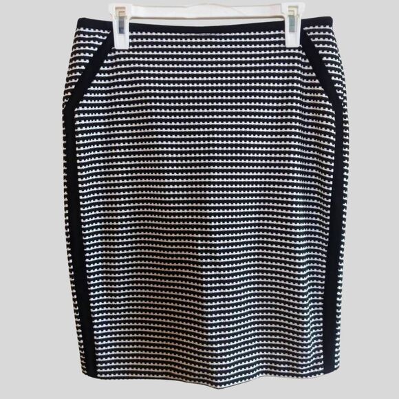 Nine West Pencil Skirt Women's Size 8 Black White Textured Stretch Slim Fit - Picture 2 of 14